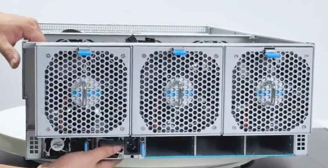 4U-GPU-Server-Case-ISC-GS4U800-B1-12Gbs-SAS-4-Hot-Swap-Bays-2